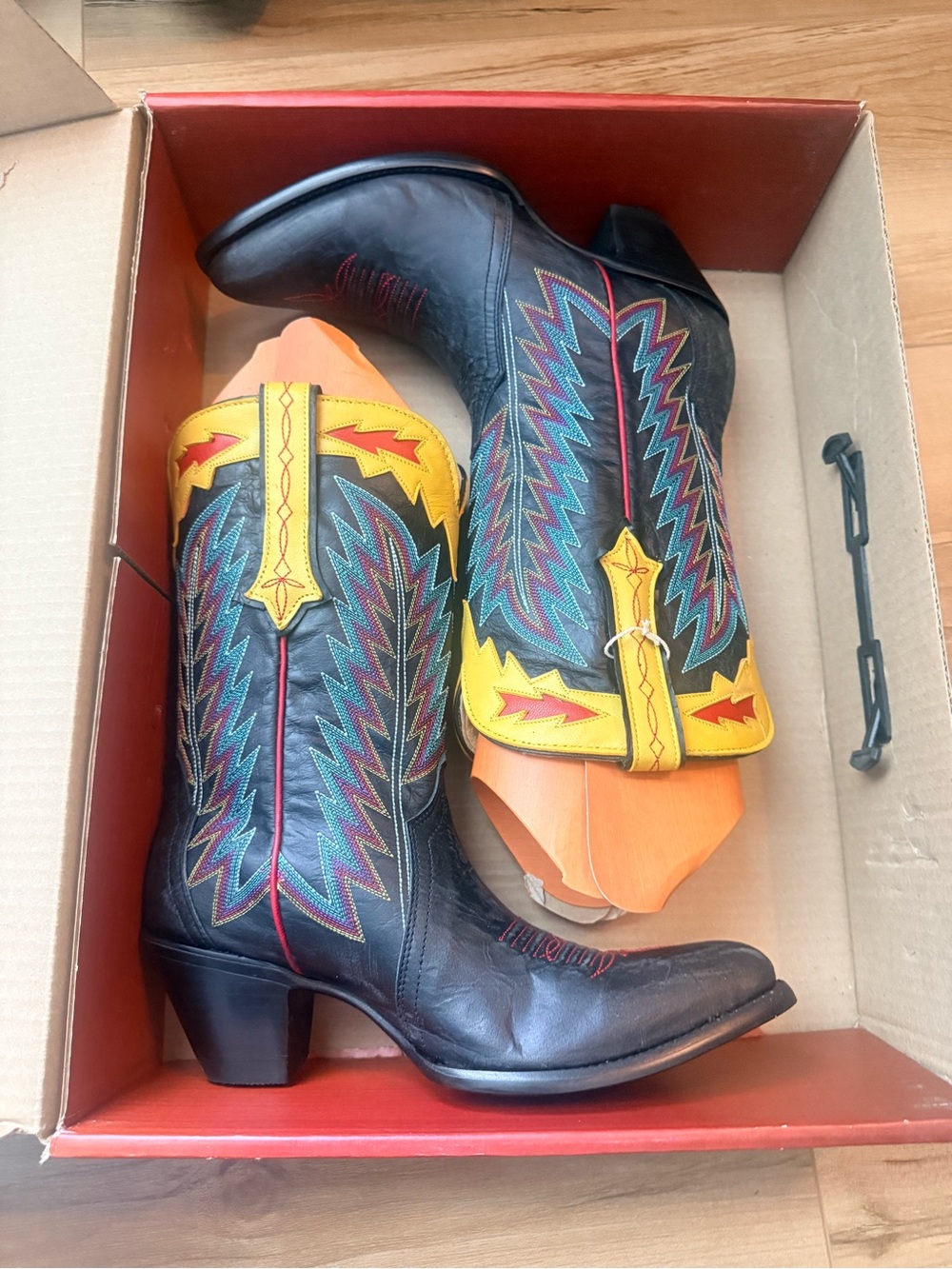 Old Gringo Yippee Kiyay Black and yellow  new in box